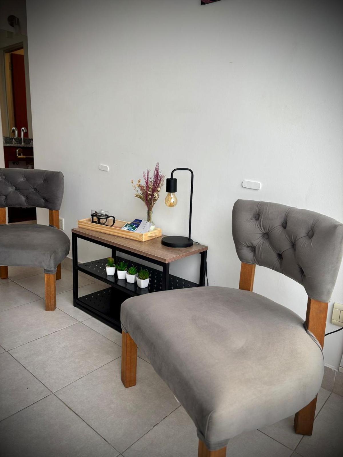 Depto Alsina 352 4c Apartamento *