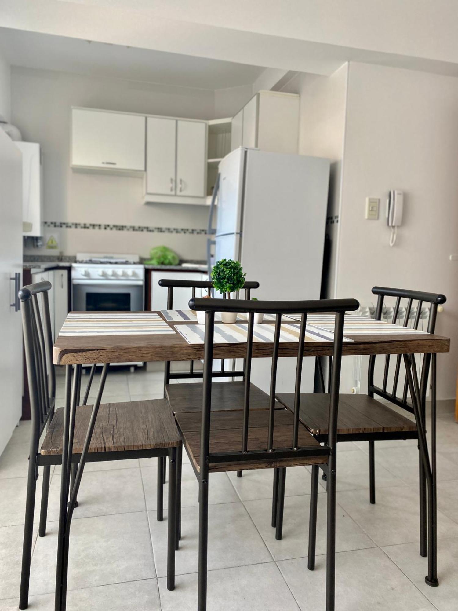Apartamento Depto Alsina 352 4c